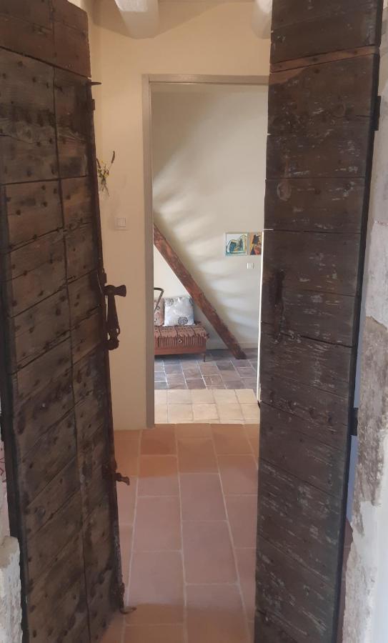 Mas Luis Alvarez La Capelle-et-Masmolene Extérieur photo